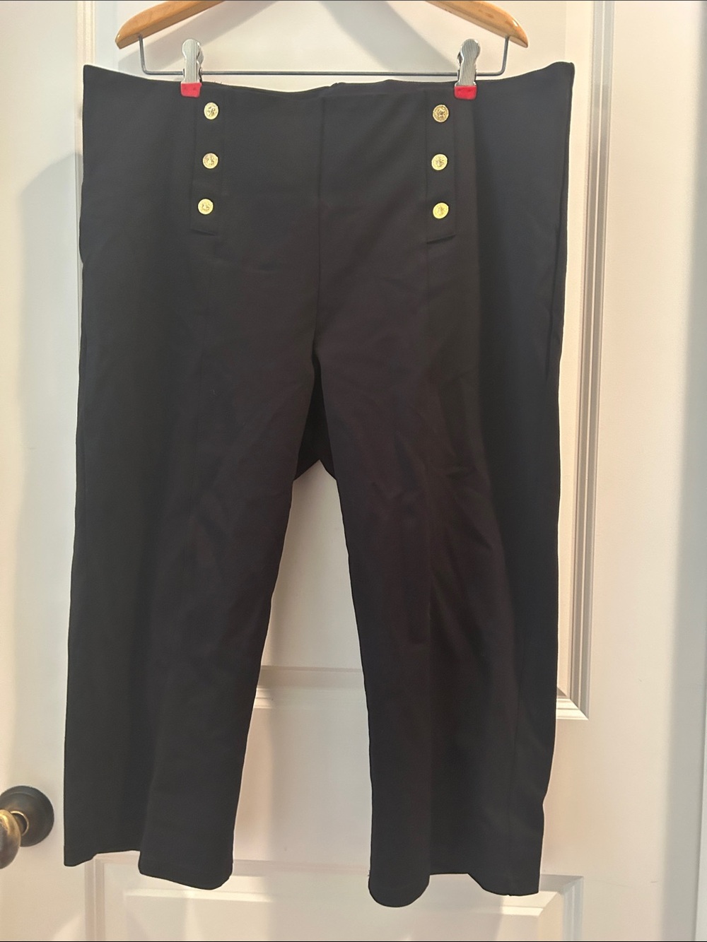 Peter Nygard SLIMS Sailor-Style Capri Pants elastic/Gold Tone Buttons XL 18-20